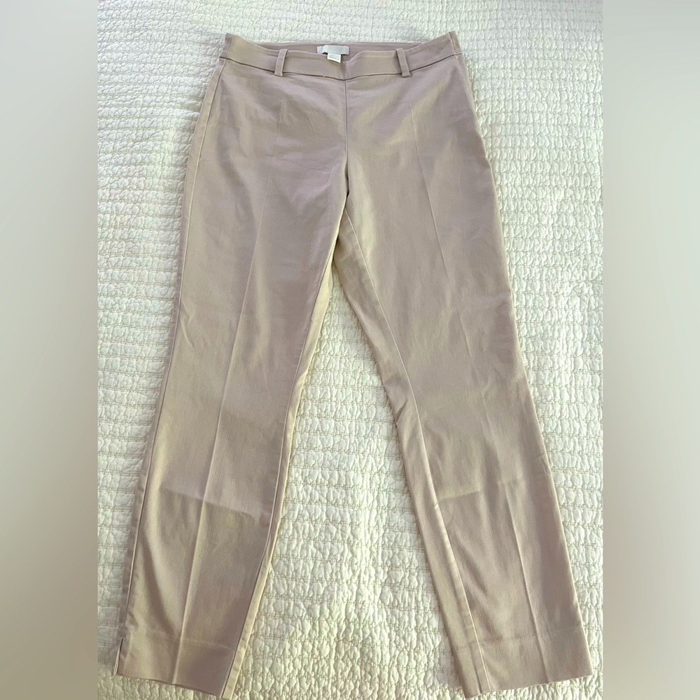 H&M straight leg pant with side zipper size 8; color is blush pink🩷**never worn